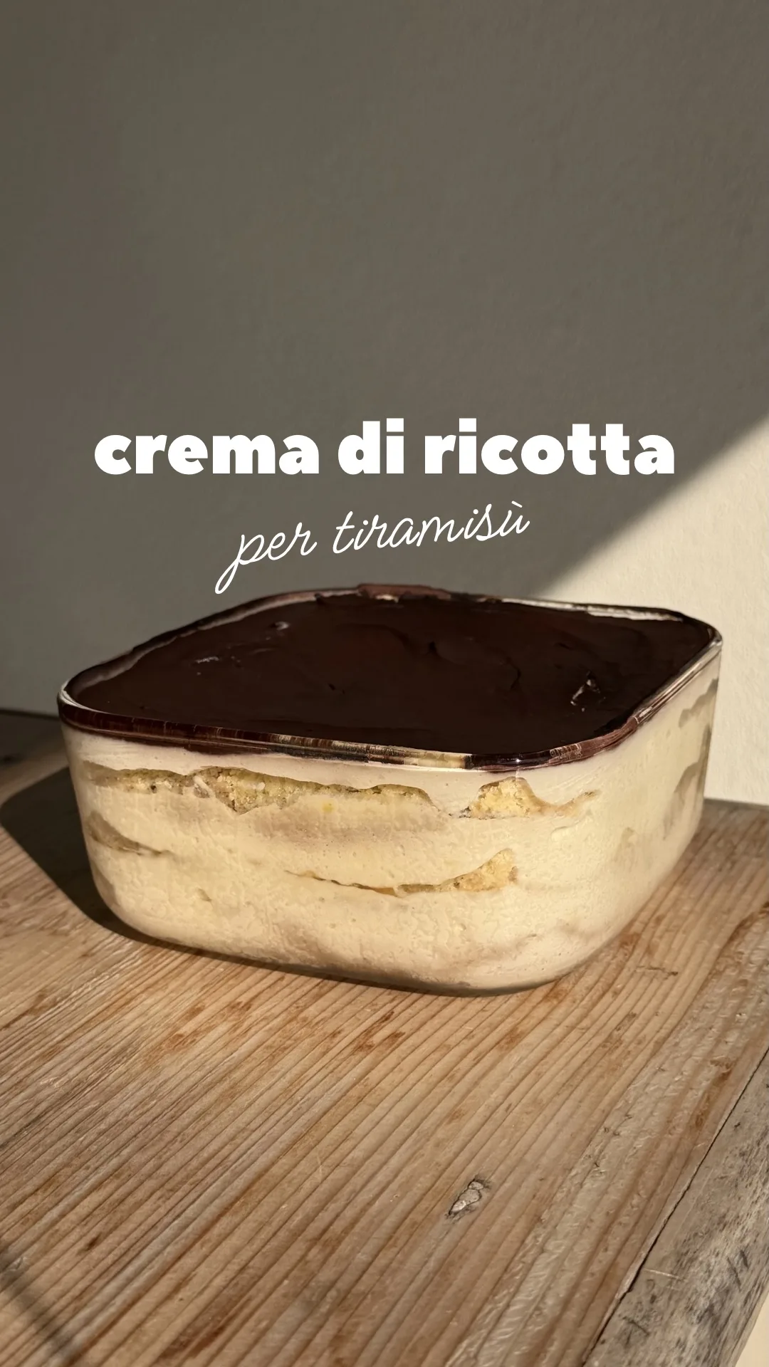 Crema spumosa alla ricotta, ideale per tiramisù